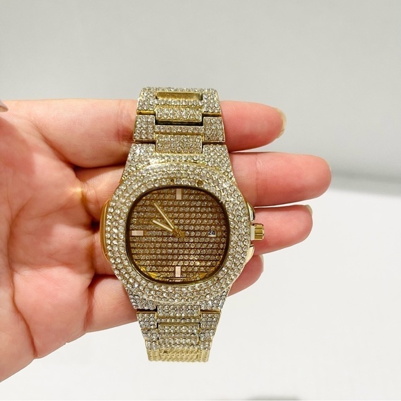 Men’s Crystal Iced-Out Silver Gold Watch Diamond Watch! - Picture 2 of 8